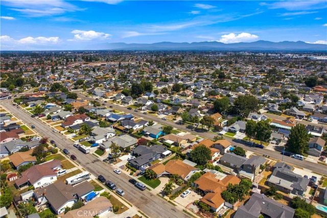6222 Chickasaw Dr, Westminster, CA 92683