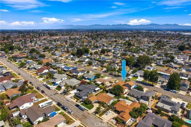 6222 Chickasaw Dr, Westminster, CA 92683