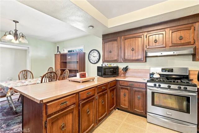 6222 Chickasaw Dr, Westminster, CA 92683