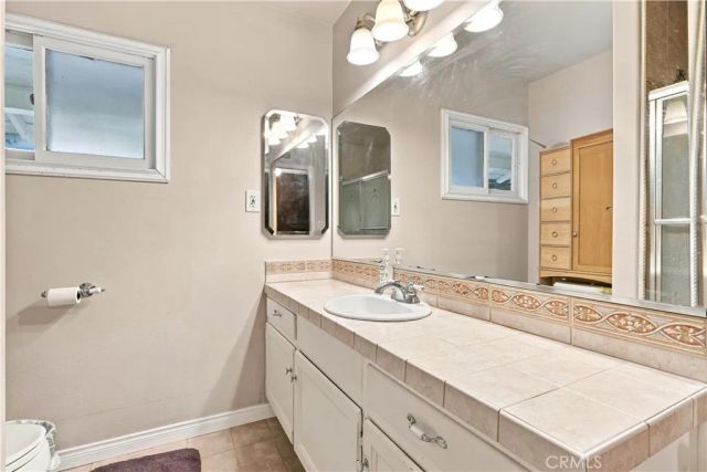 6222 Chickasaw Dr, Westminster, CA 92683