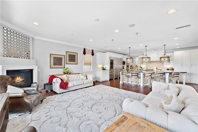 108 Fairgrove, Irvine, CA 92618
