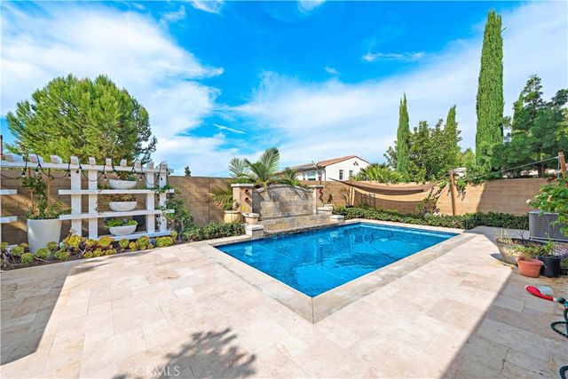 108 Fairgrove, Irvine, CA 92618