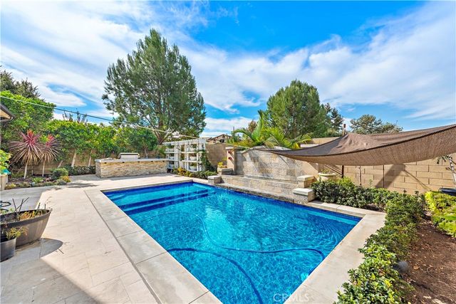108 Fairgrove, Irvine, CA 92618
