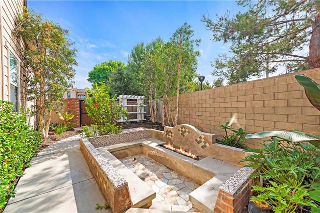 108 Fairgrove, Irvine, CA 92618