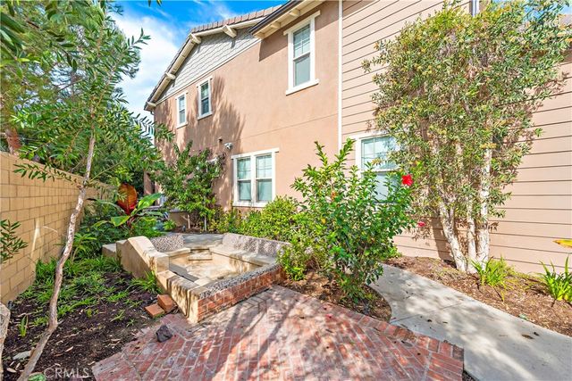 108 Fairgrove, Irvine, CA 92618