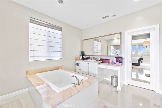 108 Fairgrove, Irvine, CA 92618