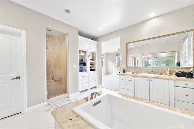 108 Fairgrove, Irvine, CA 92618