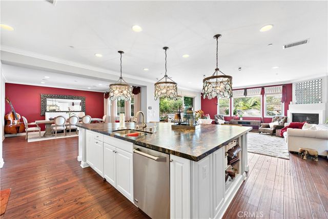 108 Fairgrove, Irvine, CA 92618