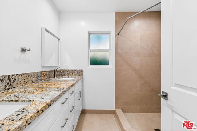 17623 Burbank Boulevard, Encino (los Angeles), CA 91316