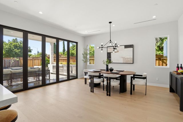 13 Virginia Avenue, Campbell, CA 95008
