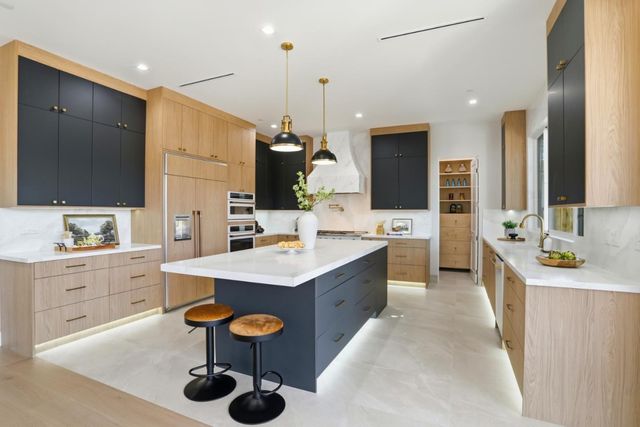 13 Virginia Avenue, Campbell, CA 95008