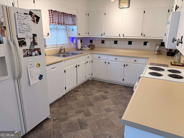 4761 Kensington Lane SE, Conyers, GA 30094