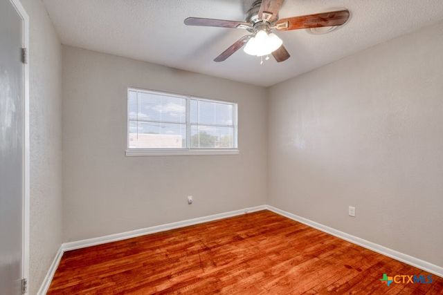 102 Robertson Avenue, Copperas Cove, TX 76522