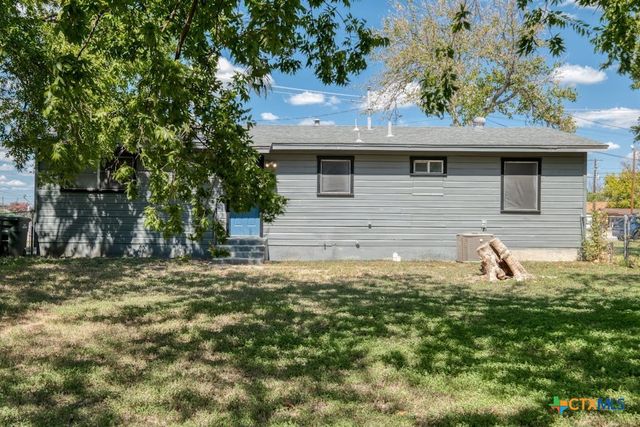 102 Robertson Avenue, Copperas Cove, TX 76522