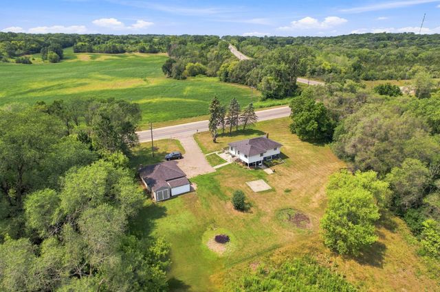 11018 Rich Valley Boulevard, Inver Grove Heights, MN 55077