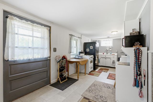 11018 Rich Valley Boulevard, Inver Grove Heights, MN 55077