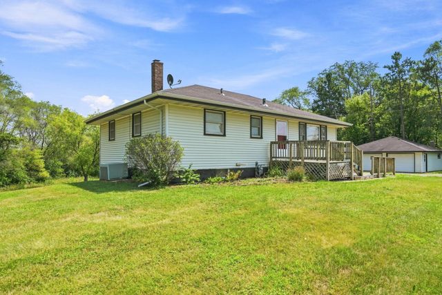11018 Rich Valley Boulevard, Inver Grove Heights, MN 55077