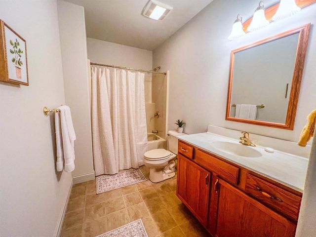 1106 21st Street, Baraboo, WI 53913