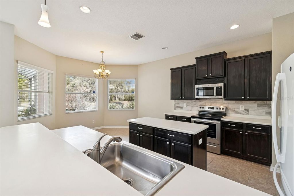 Image 24 of property listing at 12918 DRAKEFIELD DRIVE, Spring Hill, FL 34610