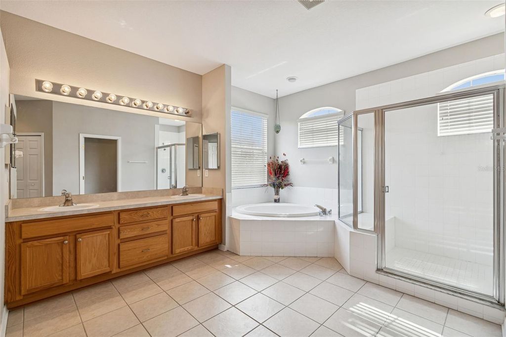 Image 47 of property listing at 12918 DRAKEFIELD DRIVE, Spring Hill, FL 34610