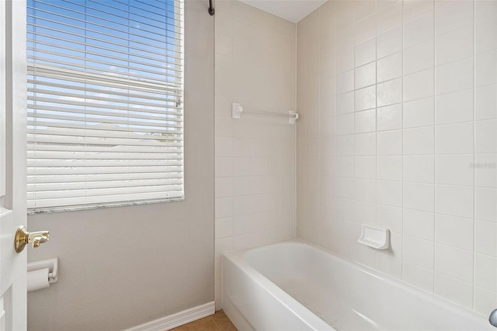 Image 57 of property listing at 12918 DRAKEFIELD DRIVE, Spring Hill, FL 34610