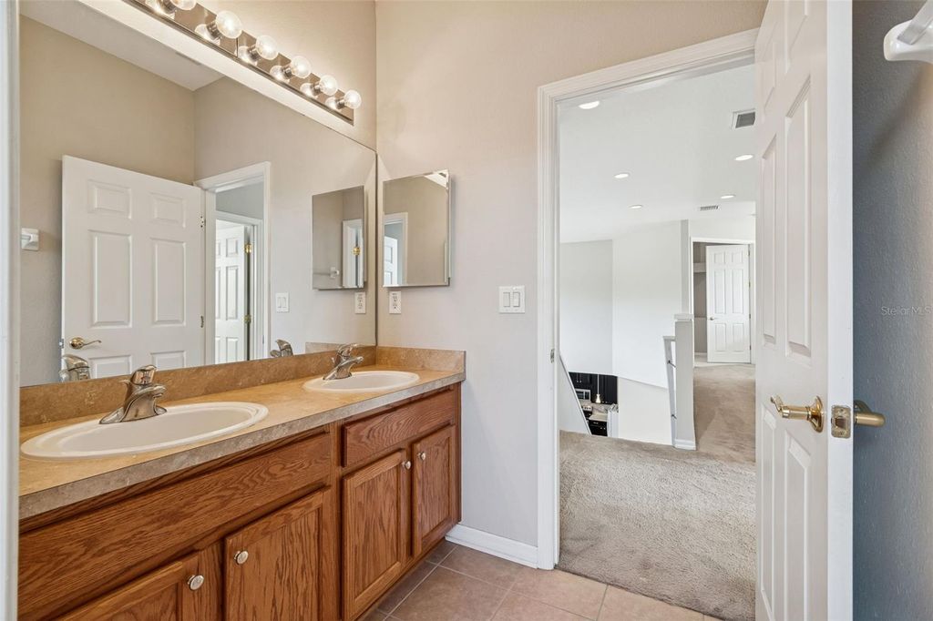 Image 58 of property listing at 12918 DRAKEFIELD DRIVE, Spring Hill, FL 34610