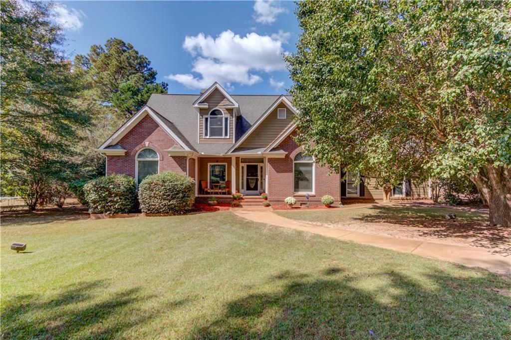 45 Carolyn Court, Social Circle, GA 30025