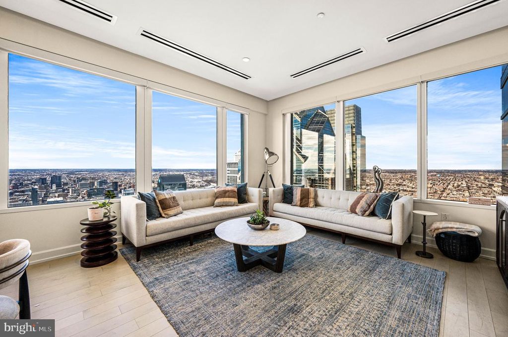 Image 1 of property listing at 50 S 16TH ST #5203, Philadelphia, PA 19102