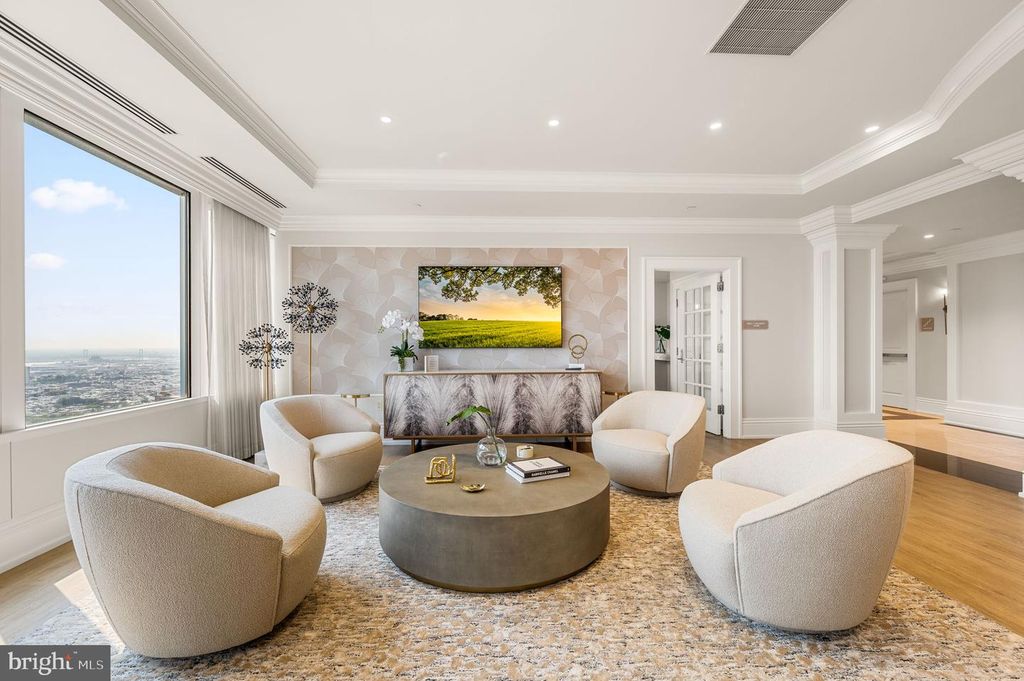 Image 29 of property listing at 50 S 16TH ST #5203, Philadelphia, PA 19102