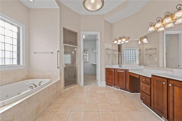 900 Jefferson Wood Lane, Greensboro, NC 27410