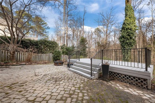 900 Jefferson Wood Lane, Greensboro, NC 27410