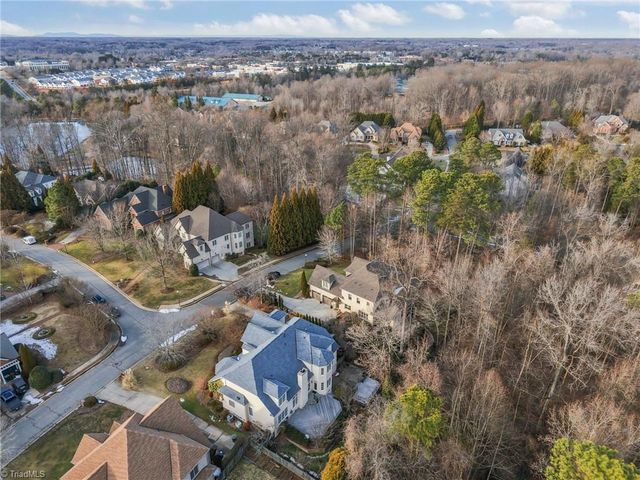 900 Jefferson Wood Lane, Greensboro, NC 27410