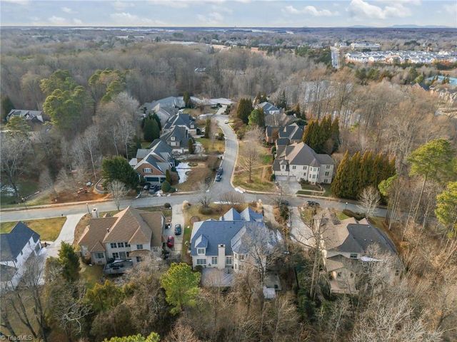 900 Jefferson Wood Lane, Greensboro, NC 27410