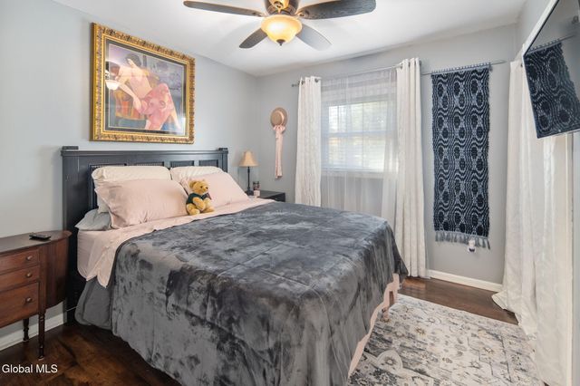 230 Gasner Avenue, Schenectady, NY 12304