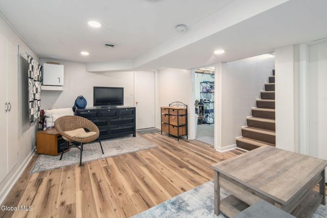 230 Gasner Avenue, Schenectady, NY 12304