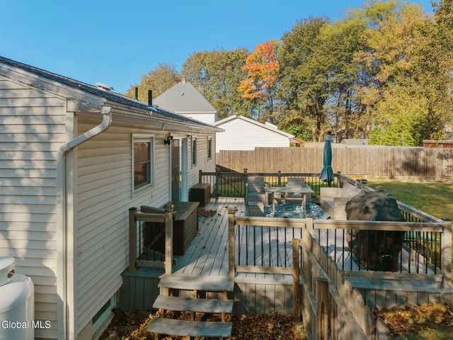 230 Gasner Avenue, Schenectady, NY 12304