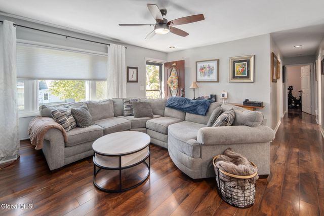 230 Gasner Avenue, Schenectady, NY 12304