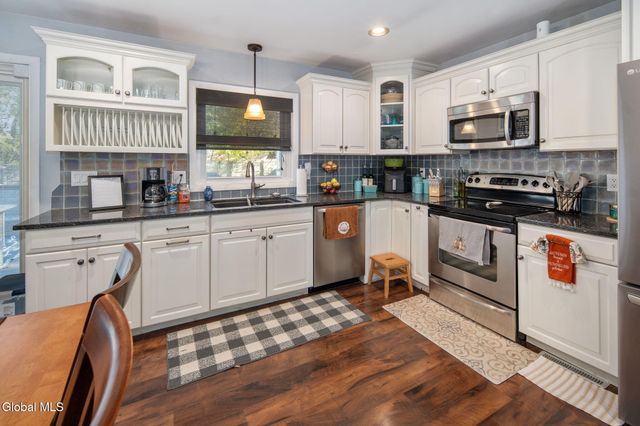 230 Gasner Avenue, Schenectady, NY 12304