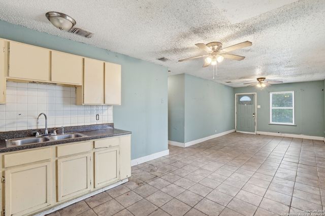 5131 Little Creek, San Antonio, TX 78242