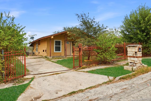 5131 Little Creek, San Antonio, TX 78242