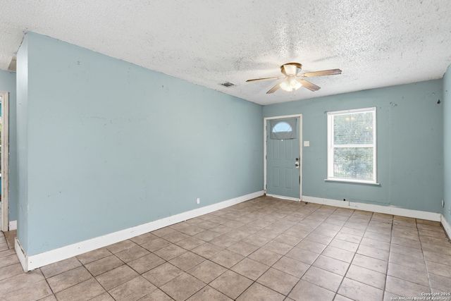 5131 Little Creek, San Antonio, TX 78242