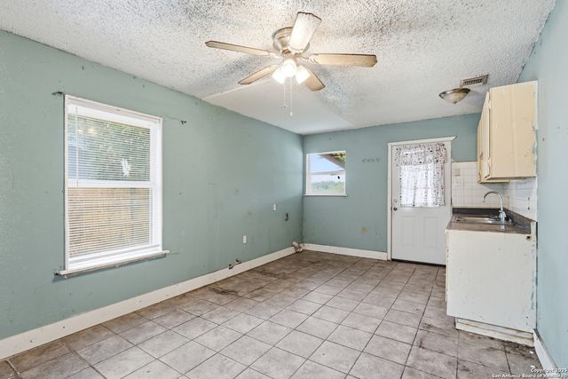 5131 Little Creek, San Antonio, TX 78242