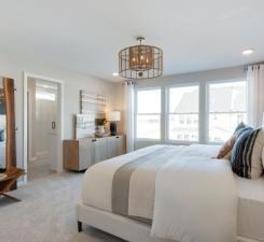 9273 Larimar Trail, Eden Prairie, MN 55347