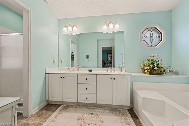 7 Brandywine Circle, Greensboro, NC 27409