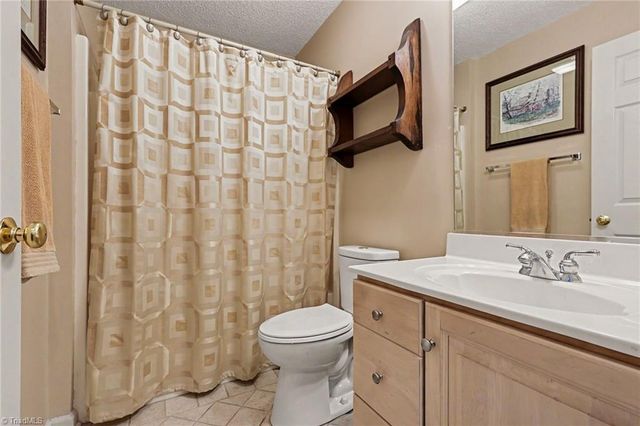 7 Brandywine Circle, Greensboro, NC 27409