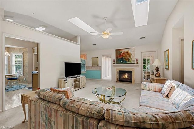 7 Brandywine Circle, Greensboro, NC 27409