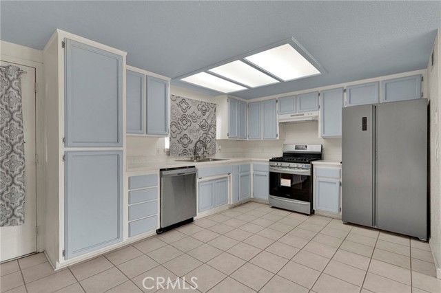 11511 1st Avenue, Hesperia, CA 92345