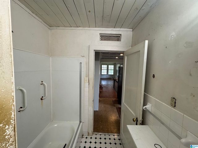 5035 PLEASANT HILL ROAD, Bessemer, AL 35022