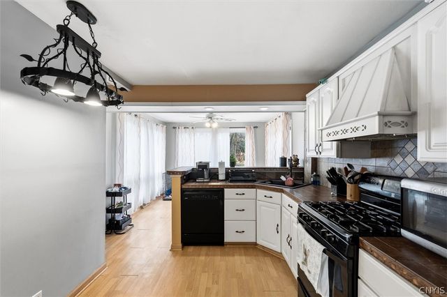 100 Keith Drive, Cicero, NY 13212