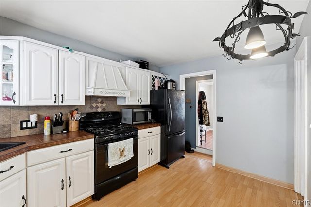 100 Keith Drive, Cicero, NY 13212